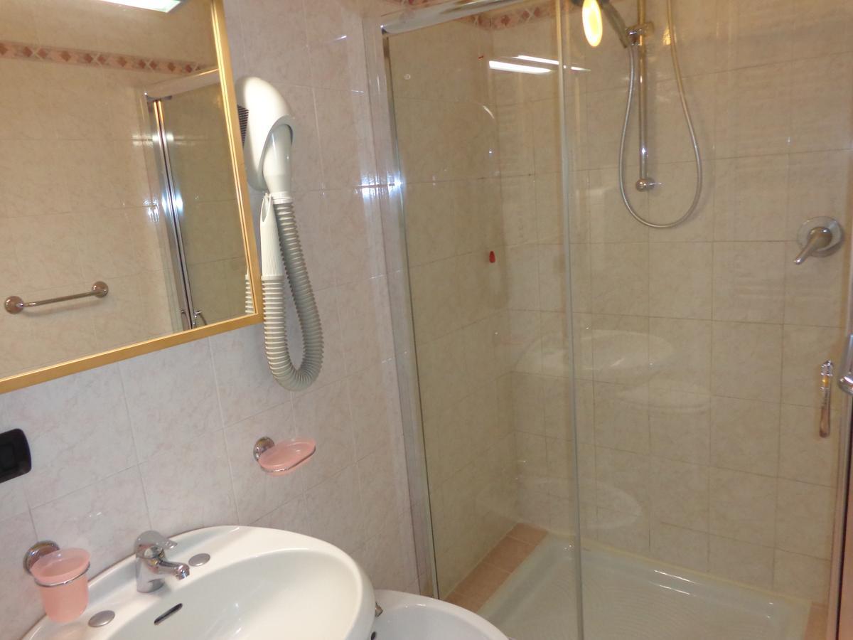 Da Battista Hotel Suzzara Kültér fotó
